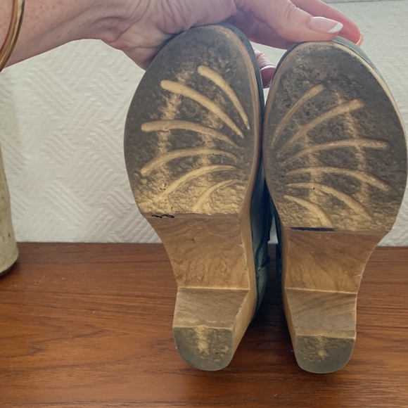 No. 6 Lace Up Boots - Picture 6 of 9